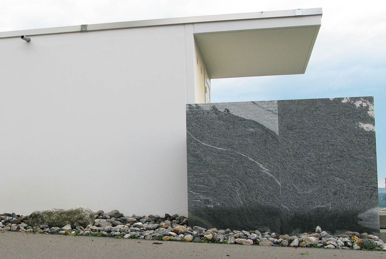 Avant-toit au-dessus de la parois arrière 1.50 m